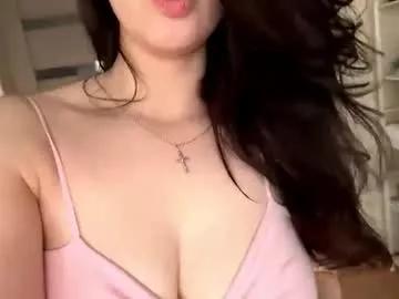 Freechat plush_flame_twinkle_meow on Chaturbate