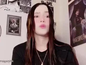 Freechat power_ranger_pink on Chaturbate