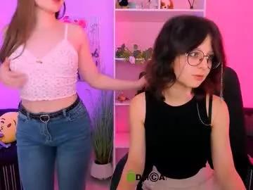 Freechat pure_radiance on Chaturbate