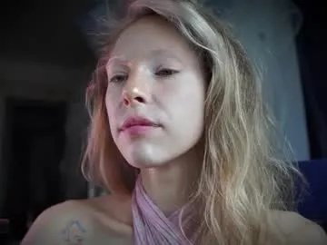 Freechat radiant_ada on Chaturbate