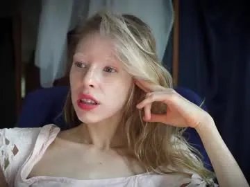 Freechat radiant_ada on Chaturbate