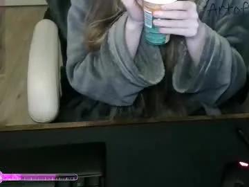 Freechat realartofslut on Chaturbate
