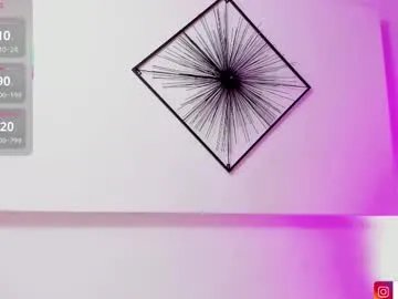 Freechat rose_baker_ on Chaturbate