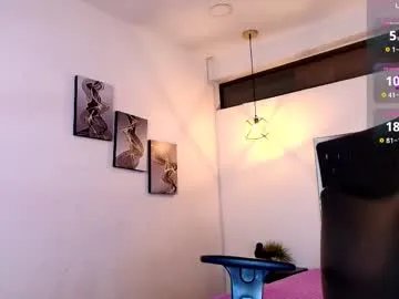 Freechat rossi_ss1 on Chaturbate