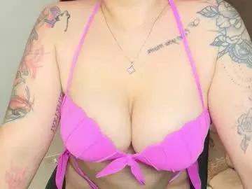 saraevil on Chaturbate