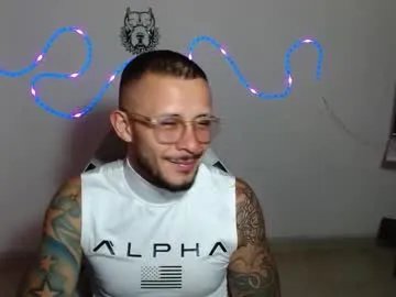 Freechat sebastian_025 on Chaturbate