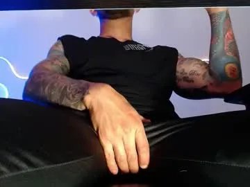 Freechat sebastian_025 on Chaturbate