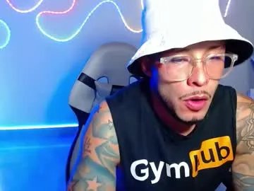 Freechat sebastian_025 on Chaturbate