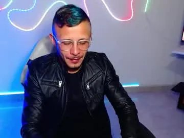 Freechat sebastian_025 on Chaturbate