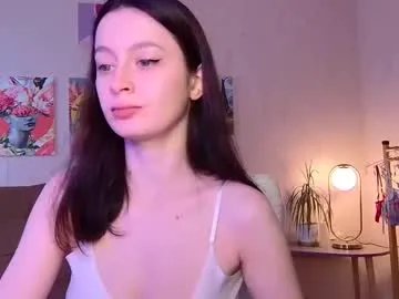 Freechat sensuallucy233 on Chaturbate
