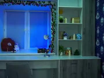 sibylra — GOAL: kiss clouse the camera  Hello, im Olivia! Thumbs up = LOVE! #shy #18 #new #bigass #muscle [11 tokens remaining]