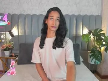 Freechat sky_fox_1 on Chaturbate