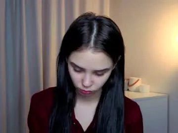 Away slyshypie on Chaturbate