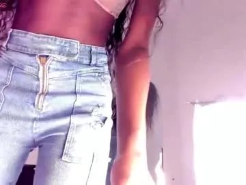 Freechat stefannyevans_ on Chaturbate