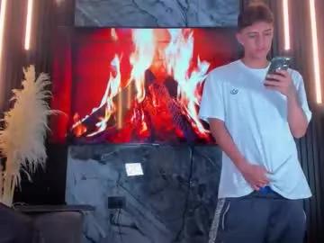 Freechat stiiveen_24cm on Chaturbate