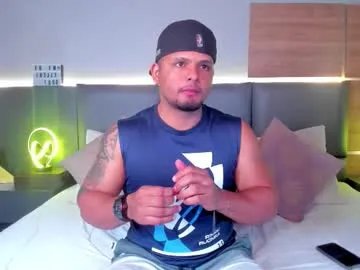 Freechat stone_lee_ on Chaturbate