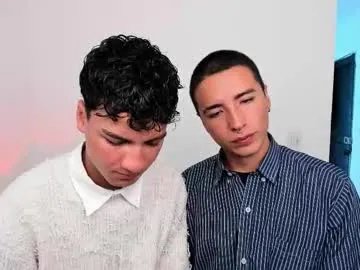 Freechat sweet_boys_xx on Chaturbate