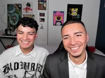 Freechat sweet_boys_xx on Chaturbate