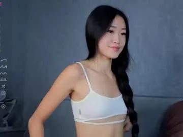 sweet_is_kim2 — Doggy #asian #skinny #lovense #smalltits [24 tokens remaining]