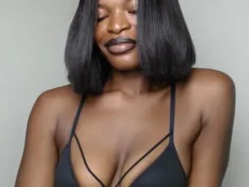 sweetxxboobsx on Chaturbate 