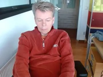 Freechat tall_dudenl on Chaturbate