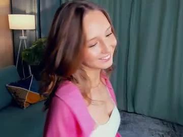 tessiekhanponaphan on Chaturbate 