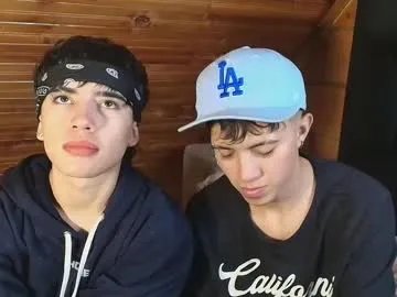 Freechat thiago_n_sam on Chaturbate