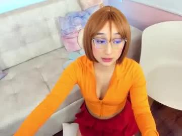 Freechat tiny_cora on Chaturbate