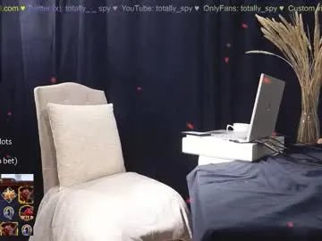 Freechat totally_spy on Chaturbate