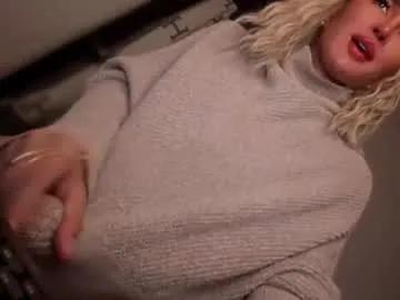 transnextdoor_ on Chaturbate