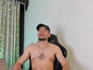 Freechat tyagoroberts on Chaturbate