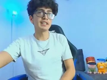 Freechat tylerwhiite_ on Chaturbate