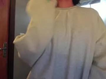 vandalovee on Chaturbate