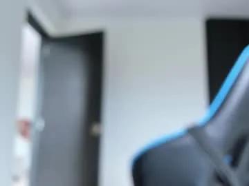 vandalovee on Chaturbate