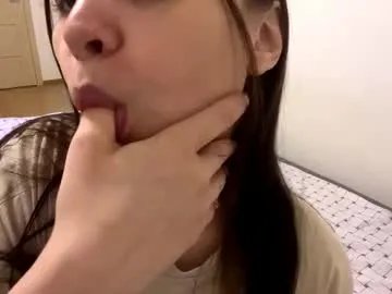 Freechat velvethonerkamp on Chaturbate