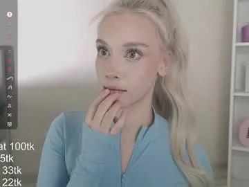 Freechat vickyfuckingdoll on Chaturbate