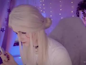 Freechat vronnier on Chaturbate