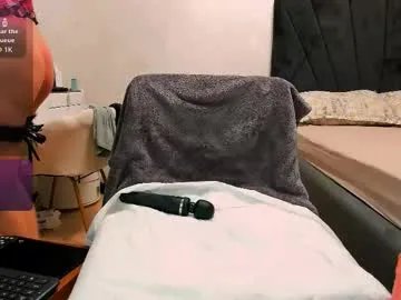 Freechat wowsquirt on Chaturbate