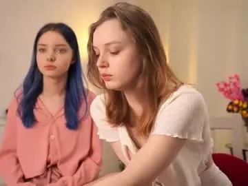 xiaobrunscheen — My friend doesn't know that it's being broadcast OOOOMG #new #skinny #18 #couple #shy Goal:  I will punish Lina [99 tokens remaining]