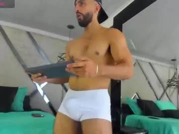 yiyo10_ on Chaturbate 