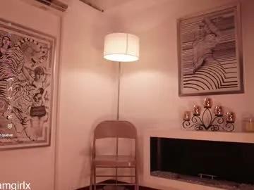 Group your_dreaamgirlx on Chaturbate