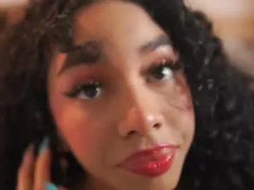 Freechat yuyi_cam on Chaturbate