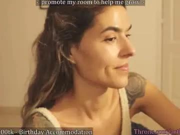 zorosgiirl — Goal: Ice on Booty and... [41 tokens left] #lovense #cum #18 #bigboobs #natural