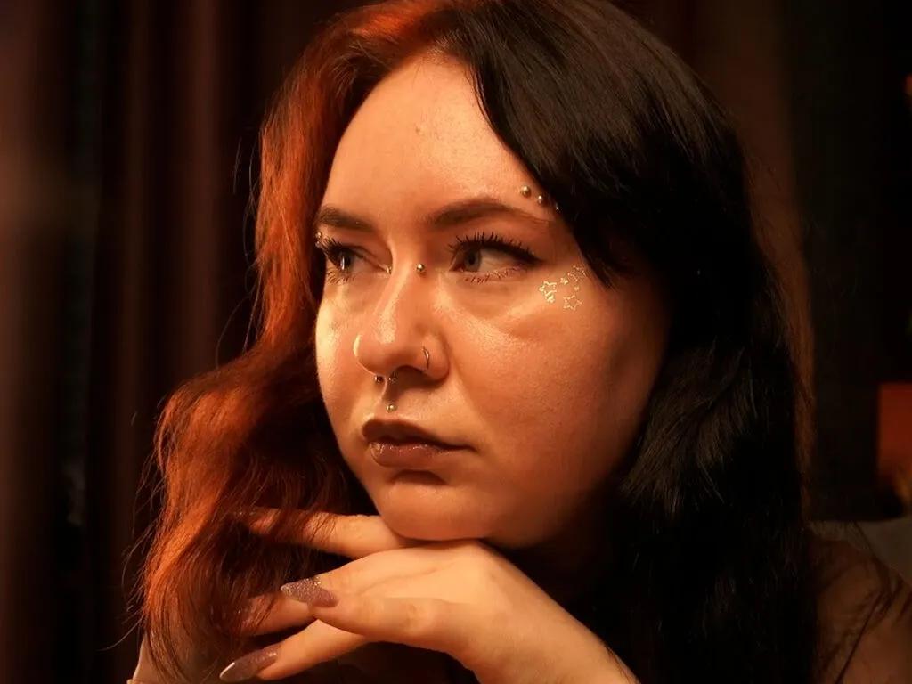VeroniccaStill — I live on a positive!  I like to try new: from culinary experiments (sometimes edible!) To master classes on anything. I appreciate live music (concerts, jams) and a company where you can mentally chat and laugh well.