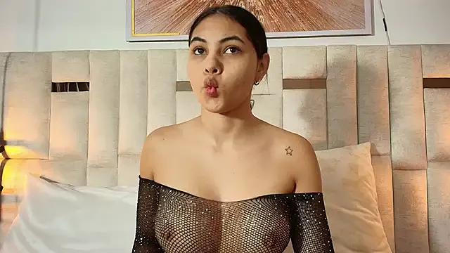 AlinnaRosee_ — blowjob + saliva