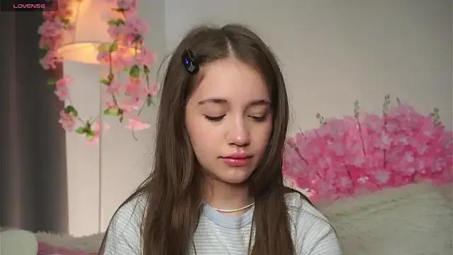AmiLewis — Freechat on StripChat