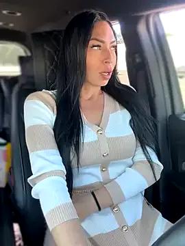 annablisss — Risky squirt inside dressing room