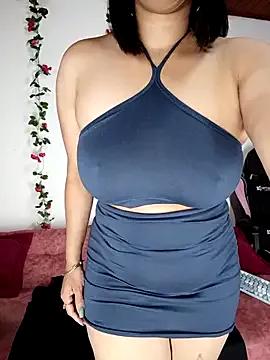 ariana_lavoie- on StripChat 