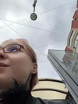 bebabenny — Put finger in pussy in Burger King