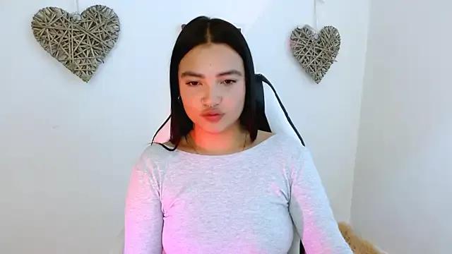 gaby_saikoz — Look at my tight pussy 